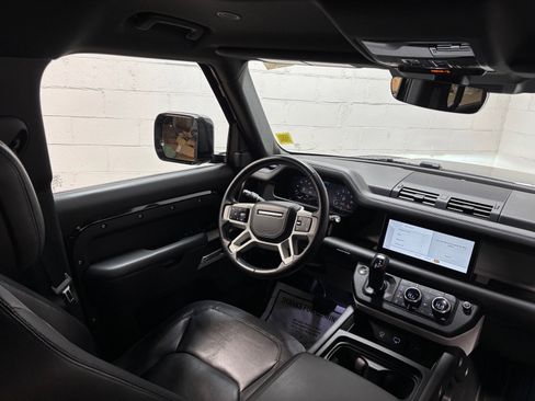 Used 2023 Land Rover Defender 110 X-Dynamic SE AWD/4WD image 34