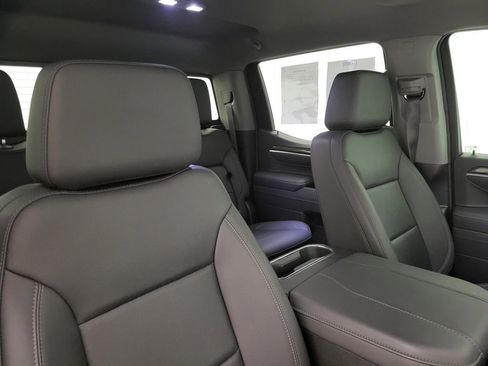 Used 2025 Chevrolet Silverado 1500 LTZ image 45