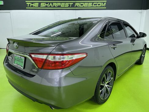 Used 2016 Toyota Camry XSE image 10