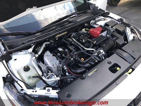 Used 2021 Nissan Sentra SR FWD image 24