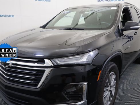 Used 2024 Chevrolet Traverse LT FWD image 12