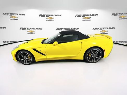 Used 2015 Chevrolet Corvette Stingray Convertible w/ 3LT Preferred Equipment Group RWD image 4