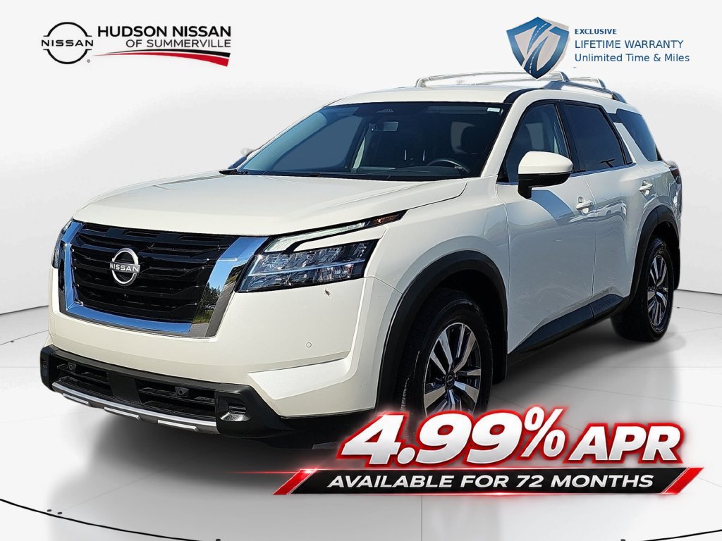 Used 2024 Nissan Pathfinder SL AWD/4WD image 12