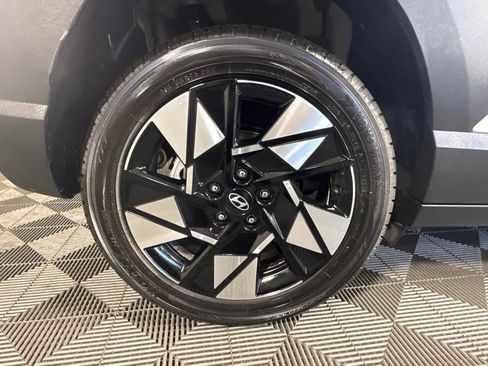 Used 2024 Hyundai Kona SEL FWD image 16