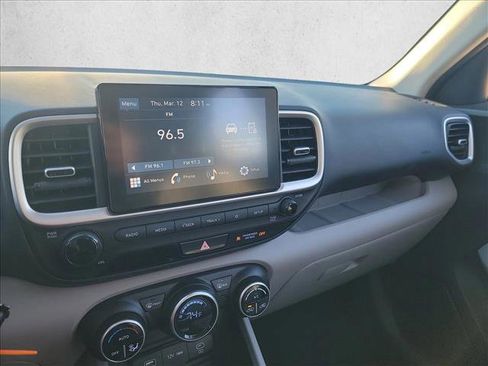 Used 2023 Hyundai Venue SEL image 20