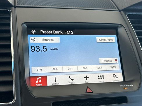 Used 2017 Ford Taurus SEL w/ Equipment Group 201A FWD image 17