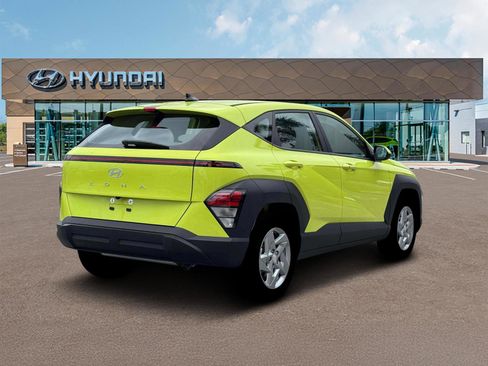 New 2026 Hyundai Kona SE FWD image 7