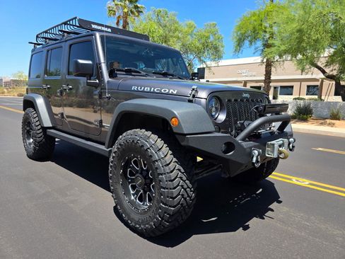 Used 2014 Jeep Wrangler Unlimited Rubicon w/ Connectivity Group AWD/4WD image 3