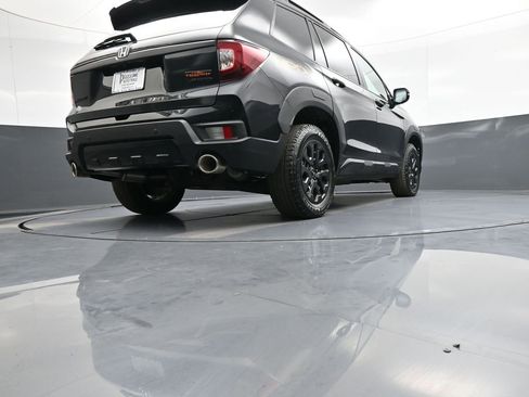Certified 2023 Honda Passport TrailSport image 30