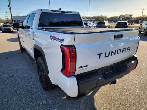 Used 2024 Toyota Tundra Limited w/ TRD Off-Road Package image 7