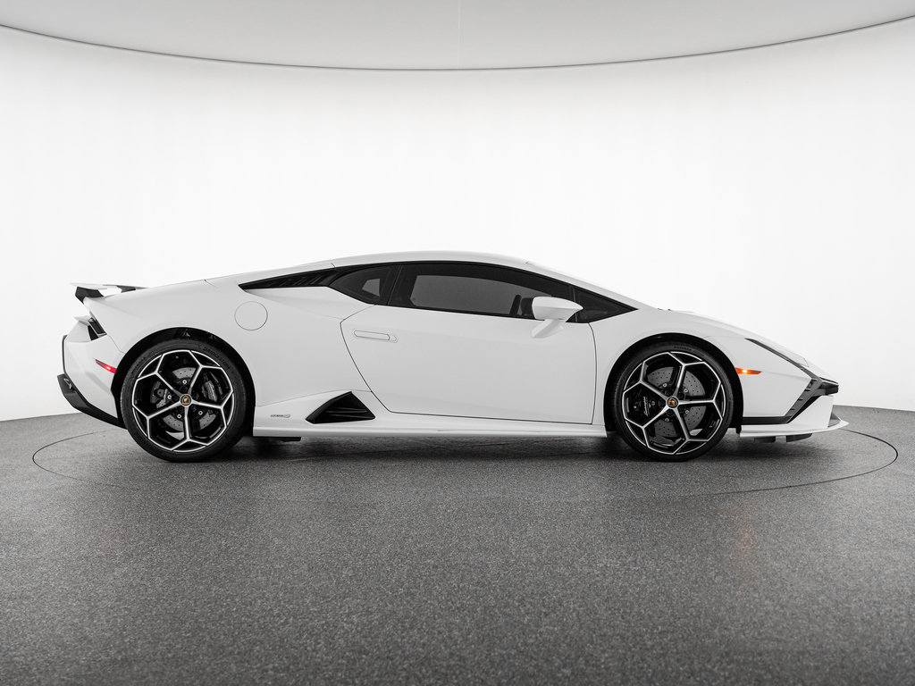 Used 2024 Lamborghini Huracan Tecnica RWD image 7