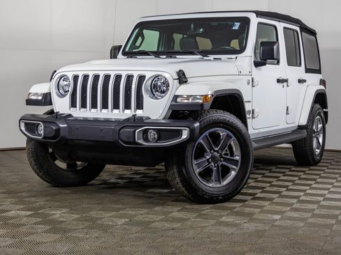 Used 2020 Jeep Wrangler Unlimited Sahara image 2