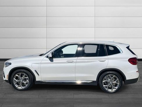 Used 2020 BMW X3 xDrive30e image 2