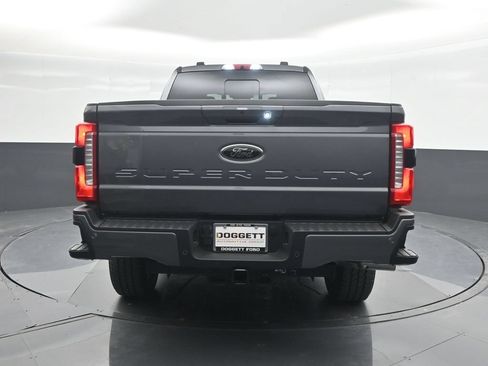 New 2026 Ford F250 XLT w/ XLT Premium Package AWD/4WD image 17