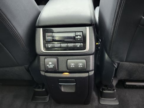 Used 2022 Subaru Ascent Touring w/ Popular Package #2A image 20