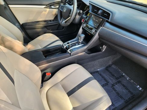 Used 2016 Honda Civic EX image 16