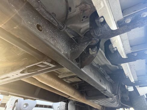Used 2011 GMC Sierra 3500 SLE AWD/4WD image 21