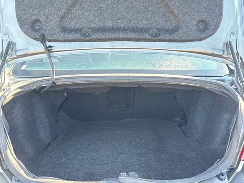 Used 2013 Dodge Avenger SE FWD image 11