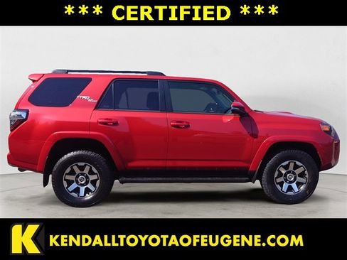 Certified 2024 Toyota 4Runner TRD Off-Road Premium image 6