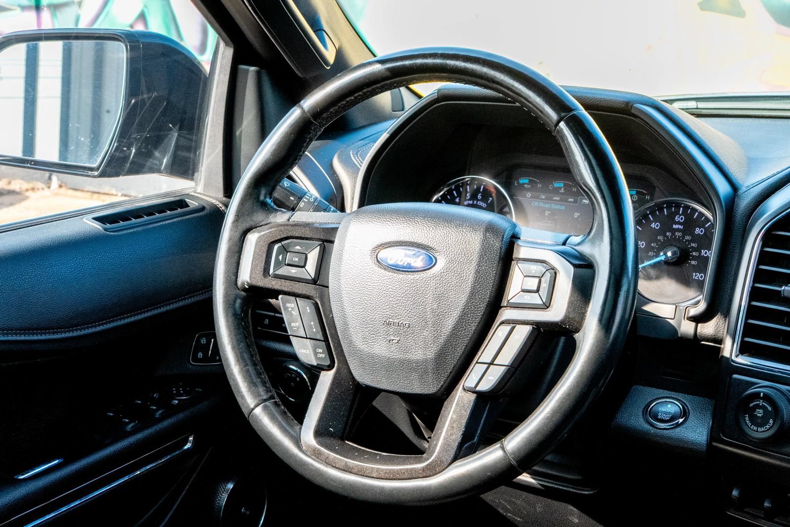 Used 2018 Ford Expedition Limited w/ Equipment Group 301A RWD image 29