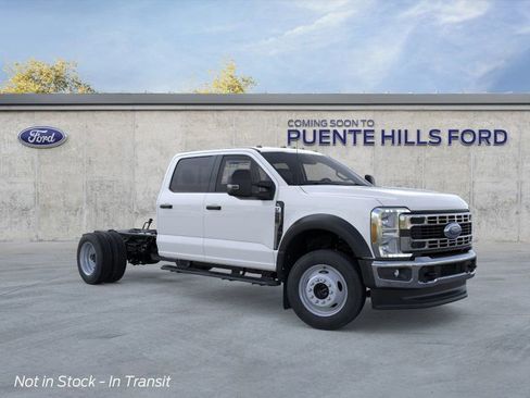 New 2026 Ford F550 4x4 Crew Cab image 7