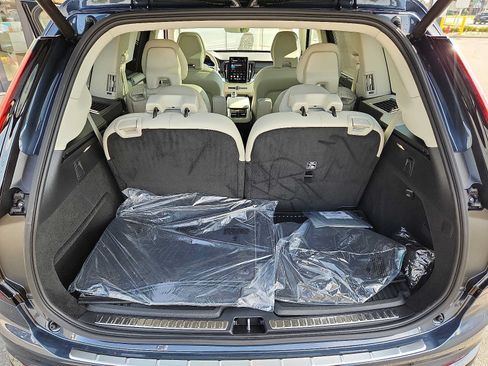 Used 2026 Volvo XC90 B6 Ultra w/ Protection Package Premier AWD/4WD image 27