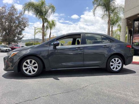 Used 2023 Toyota Corolla LE FWD image 12