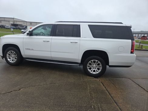 Used 2018 GMC Yukon XL SLT RWD image 9