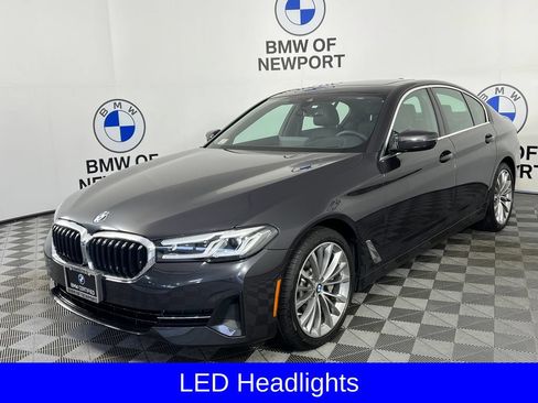 Used 2023 BMW 530i xDrive w/ Premium Package AWD/4WD image 3