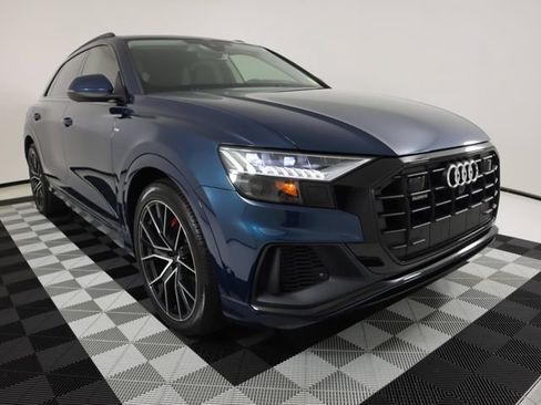 Used 2020 Audi Q8 Prestige w/ Prestige Package AWD/4WD image 7