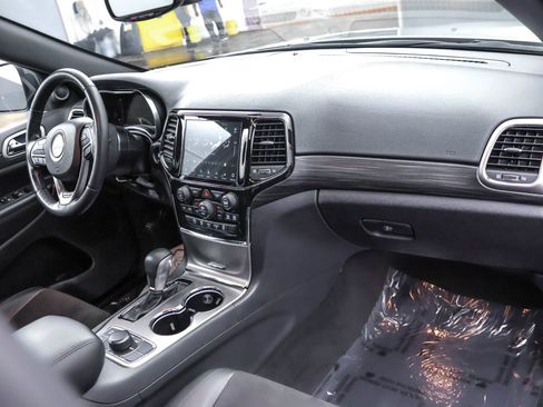 Used 2022 Jeep Grand Cherokee Laredo X image 43