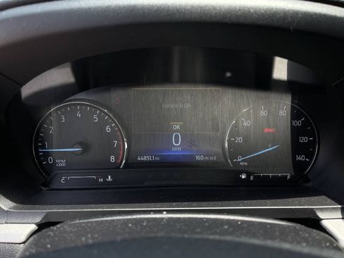 Used 2023 Ford Explorer XLT w/ Equipment Group 202A AWD/4WD image 15