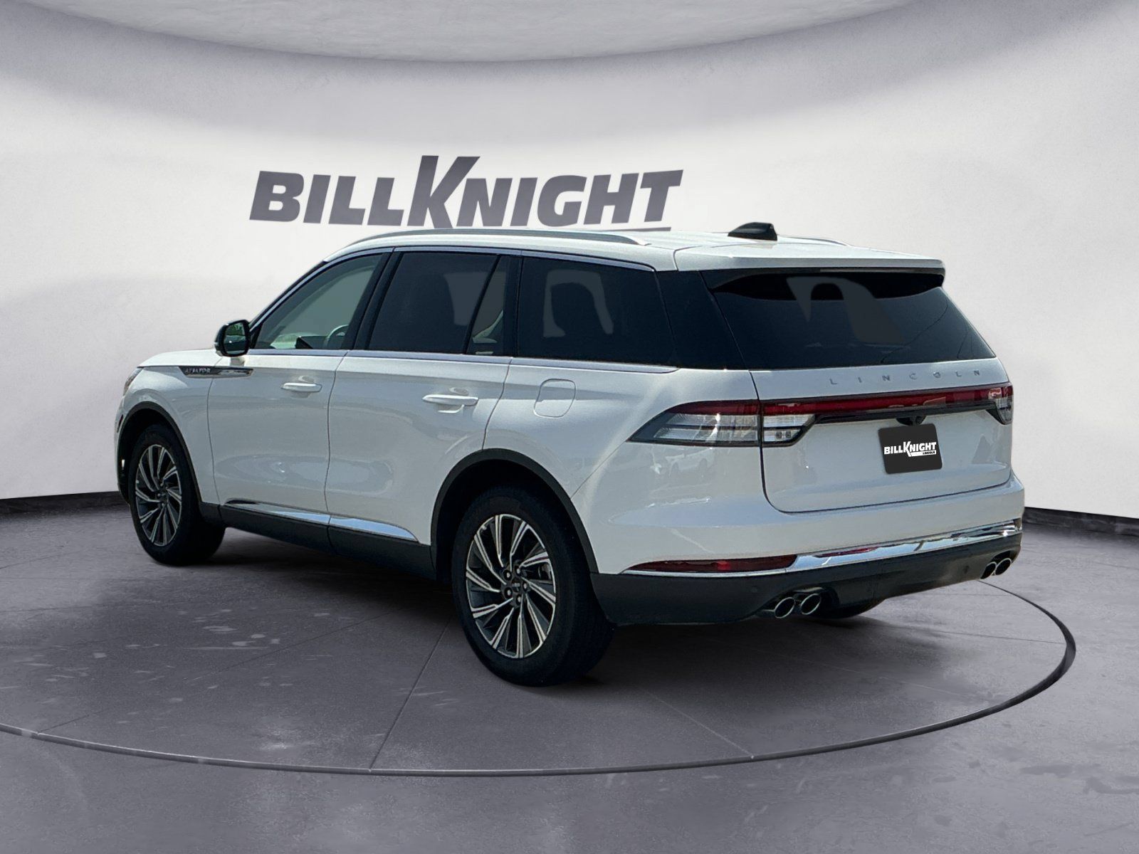 New 2026 Lincoln Aviator AWD image 4