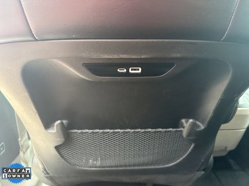Used 2024 Chrysler Pacifica Touring-L FWD image 27