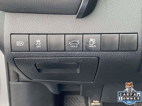 Used 2024 Toyota Camry SE image 17