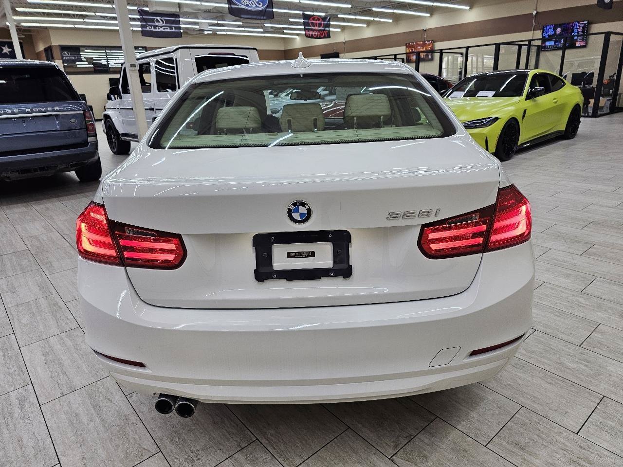Used 2014 BMW 328i Sedan RWD image 9