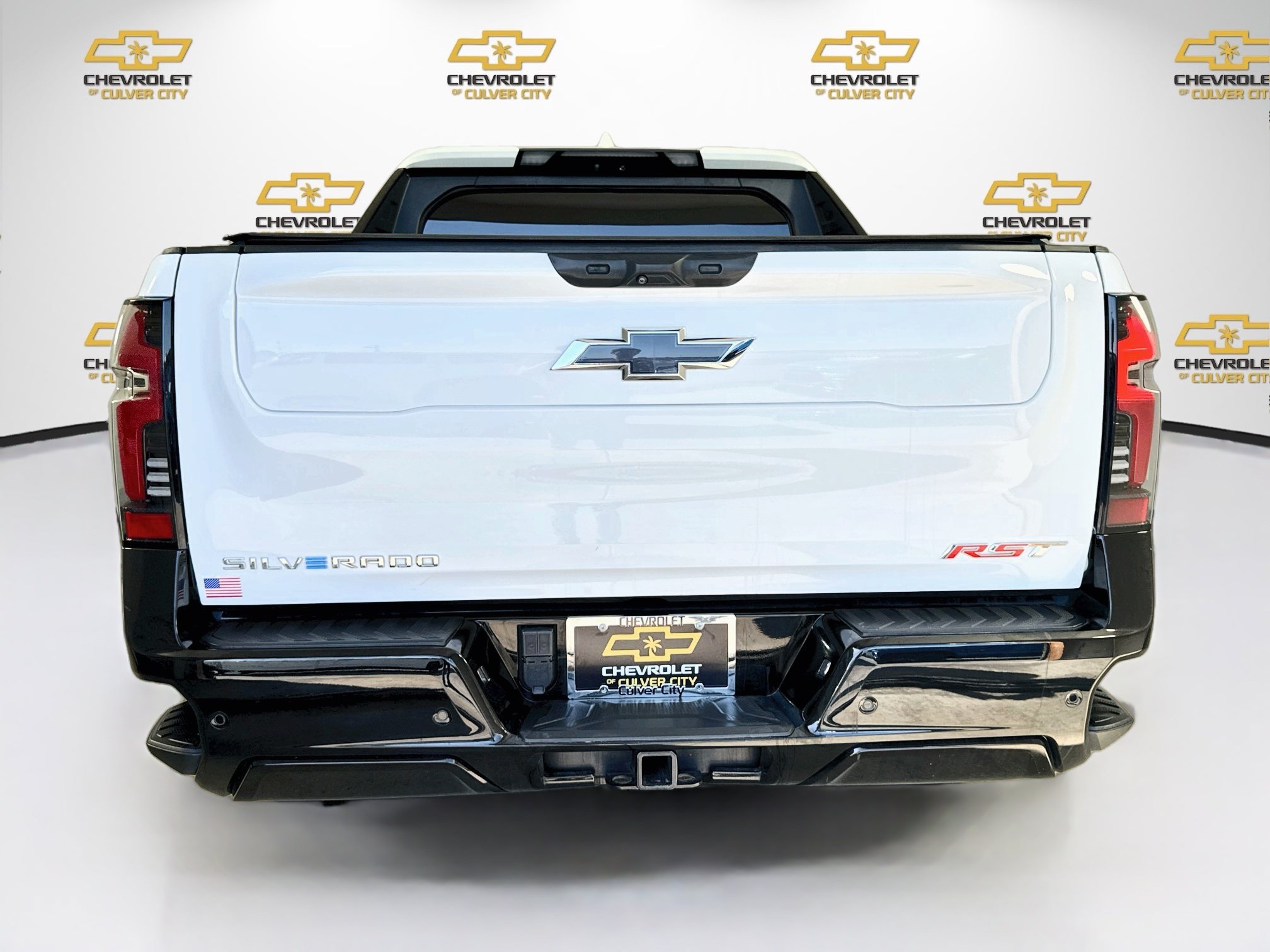 Used 2024 Chevrolet Silverado EV RST AWD/4WD image 7