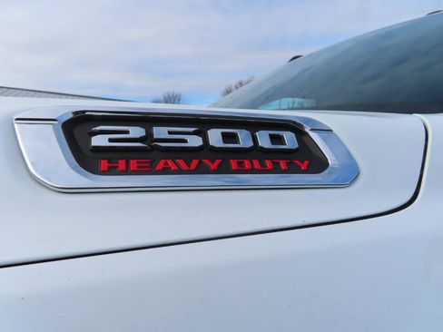 Used 2024 RAM 2500 Big Horn AWD/4WD image 13