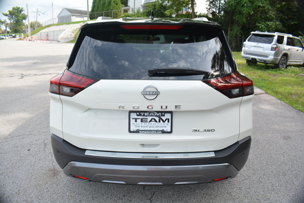 Used 2023 Nissan Rogue SL AWD/4WD image 6