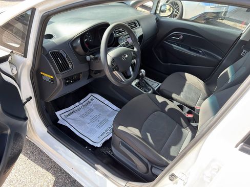 Used 2017 Kia Rio LX w/ Power Package FWD image 13