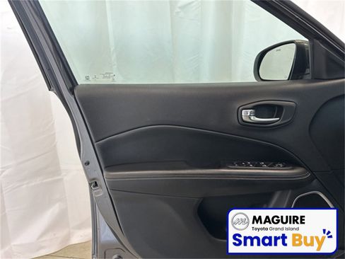 Used 2020 Jeep Compass Latitude w/ Cold Weather Group image 15