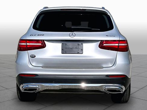 Used 2019 Mercedes-Benz GLC 300 4MATIC image 5