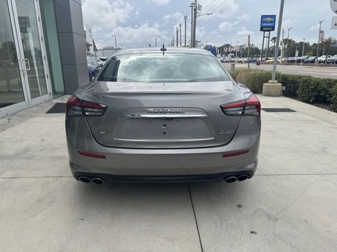 Used 2021 Maserati Ghibli S image 17
