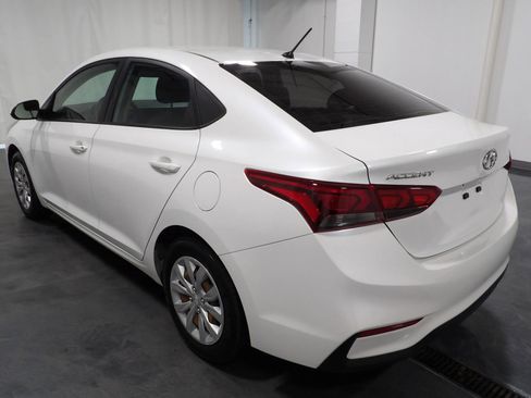 Used 2019 Hyundai Accent SE image 6