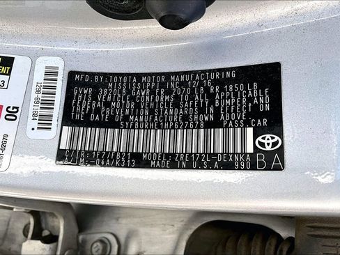 Used 2017 Toyota Corolla XSE FWD image 33