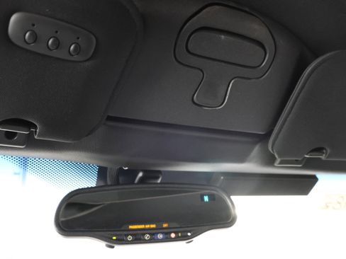 Used 2007 Chevrolet Corvette Convertible w/ Preferred Equipment Group image 10