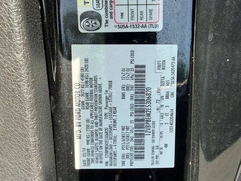 Used 2014 Ford Mustang Premium RWD image 26