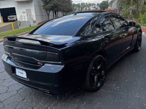 Used 2011 Dodge Charger R/T image 4