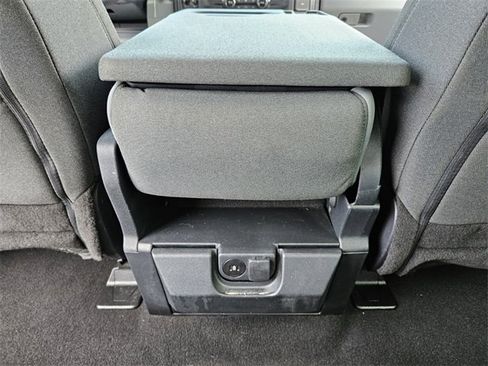 Used 2024 Ford F350 XLT image 10