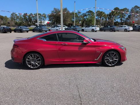 Used 2017 INFINITI Q60 Red Sport 400 image 4
